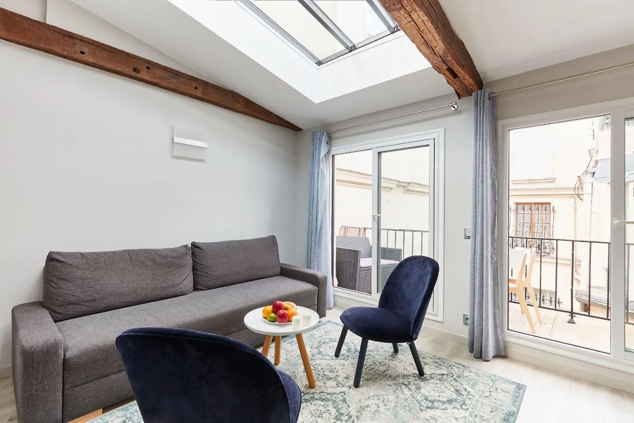 St Germain Des Pres With Balcony - Cityapartmentstay Paris Apartment