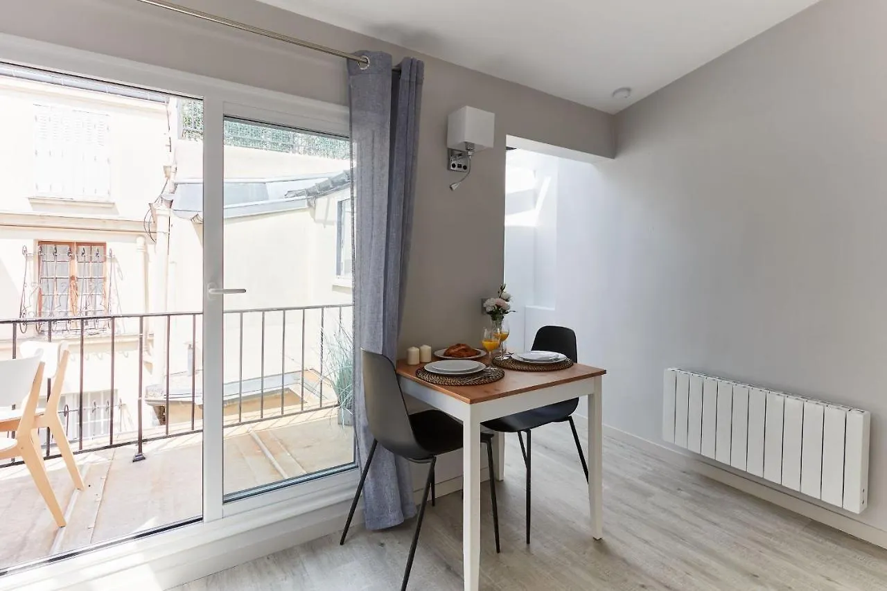 St Germain Des Pres With Balcony - Cityapartmentstay Paris 0*,  France
