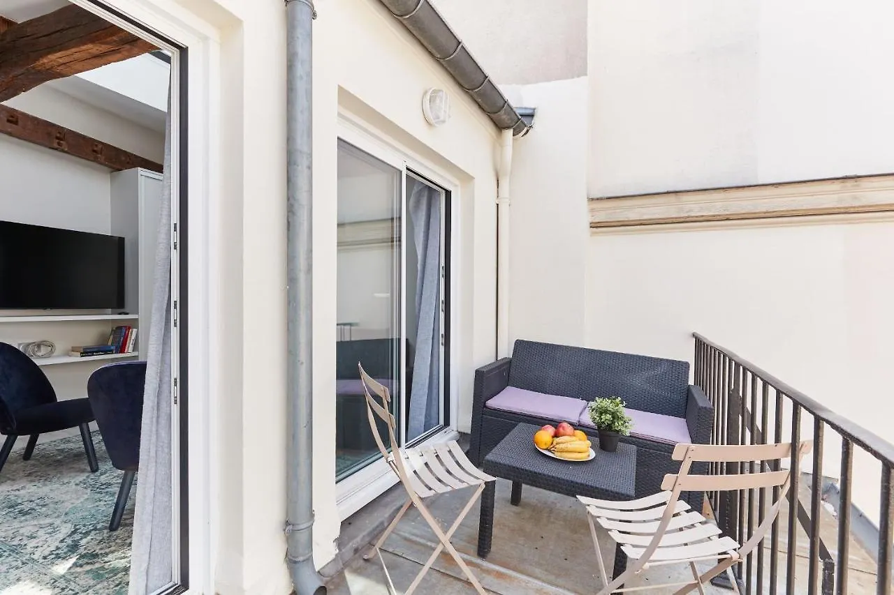 St Germain Des Pres With Balcony - Cityapartmentstay Paris 0*,  France